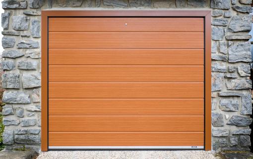 sekční garážová vrata, dřevodekor, panel s drážkou